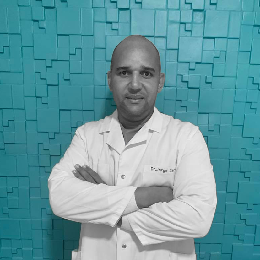 Dr. Jorge Carvalho - Clínica Médico Dentária Caras e Bocas